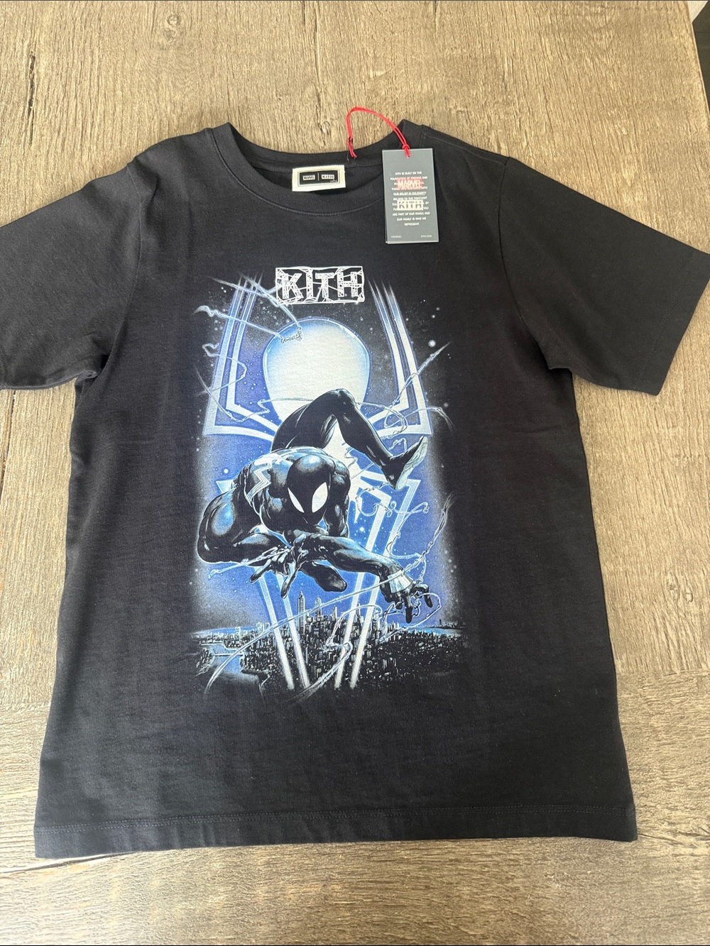 Nwt- KITH x Spider-Man- L